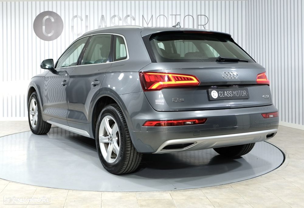 Audi Q5 40 TDI quattro Sport S-tronic - 8