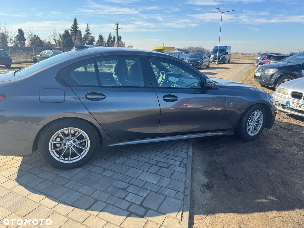 BMW Seria 3 320d Sport Line sport - 7