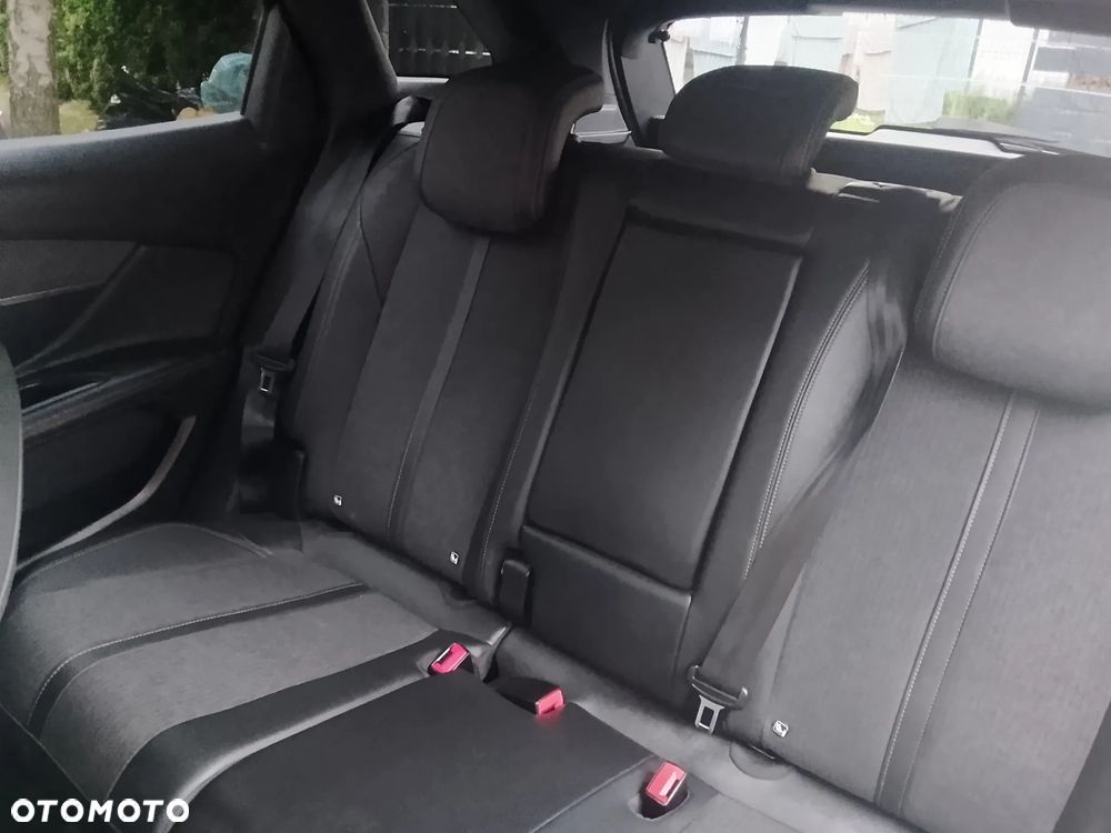 Peugeot 3008 1.2 PureTech GT S&S - 13