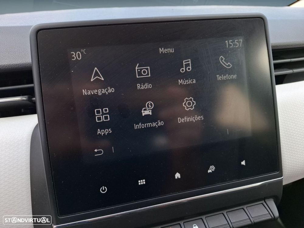 Renault Clio 1.0 TCe Evolution - 21