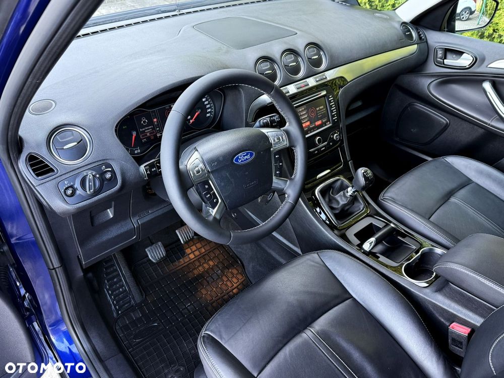 Ford S-Max - 23