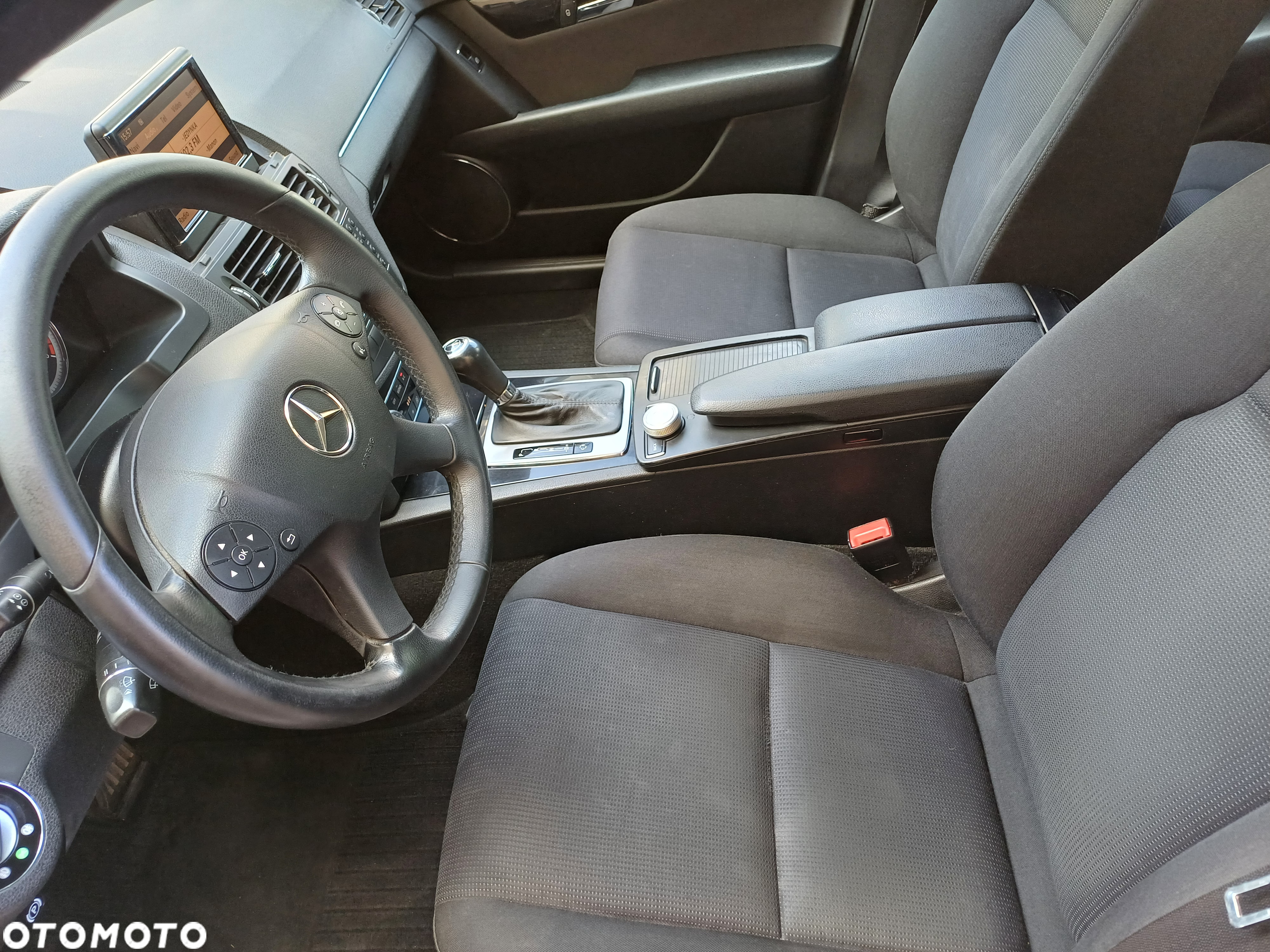 Mercedes-Benz Klasa C 180 T Kompressor Automatik - 13