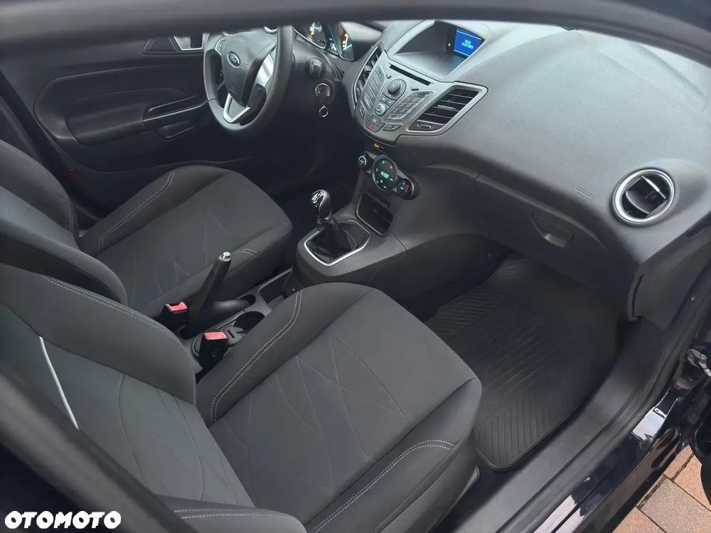Ford Fiesta - 9