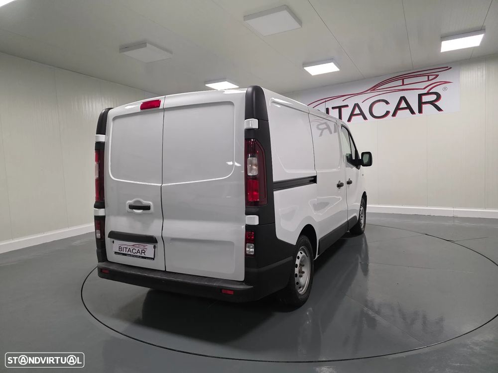 Renault TRAFIC 2.0 DCI 120CV IVA DEDUTIVEL - 25