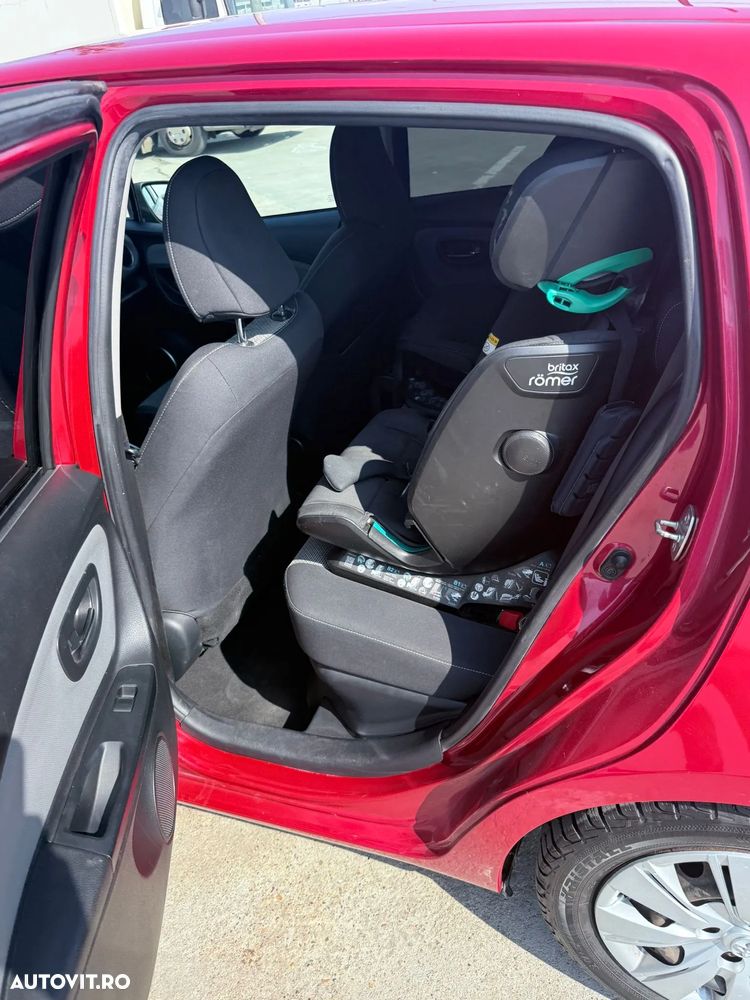 Toyota Yaris 1.5 VVT-i HSD Sol - 15