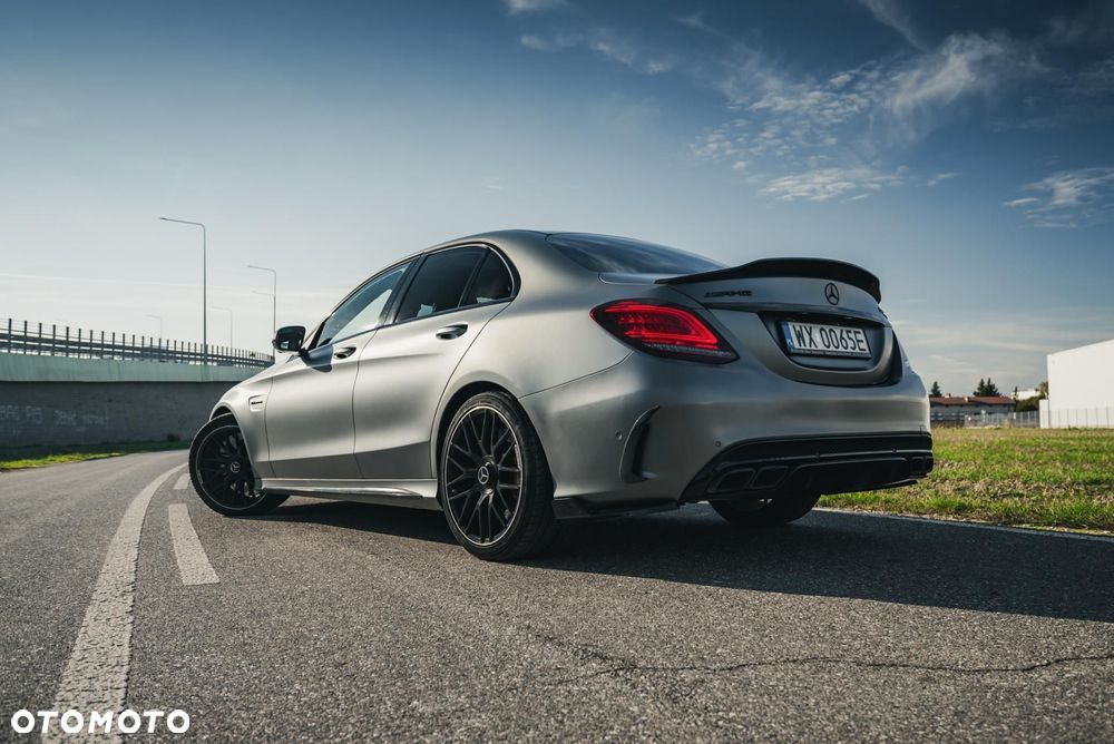 Mercedes-Benz Klasa C AMG 63 S - 2