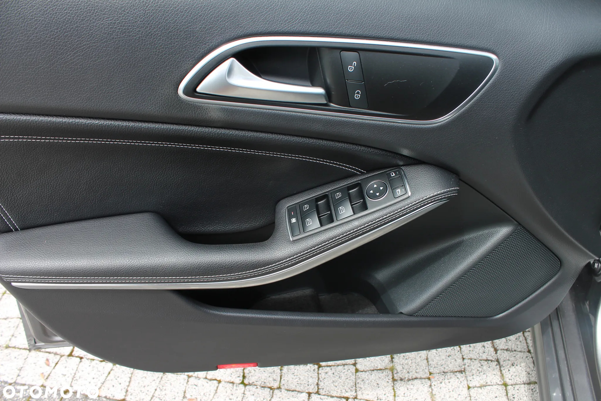 Mercedes-Benz Klasa A 180 (BlueEFFICIENCY) Urban - 15
