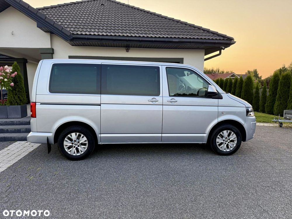 Volkswagen Multivan - 14