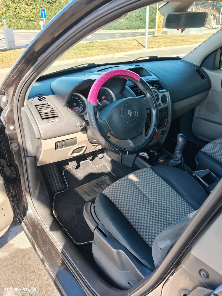 Renault Mégane - 9