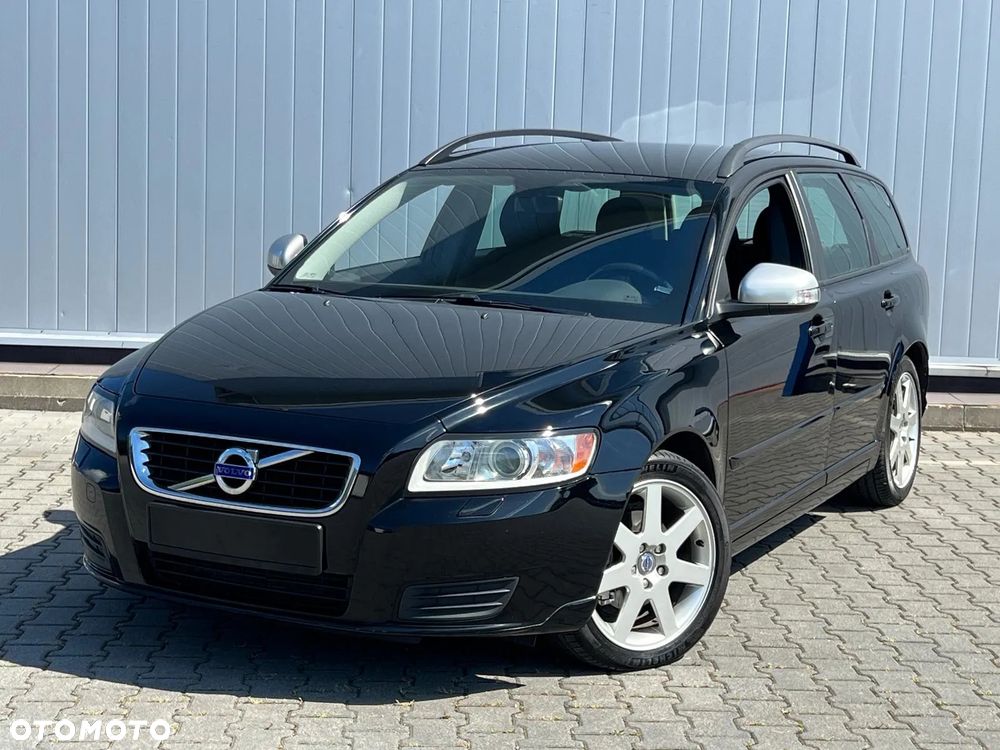 Volvo V50 - 1