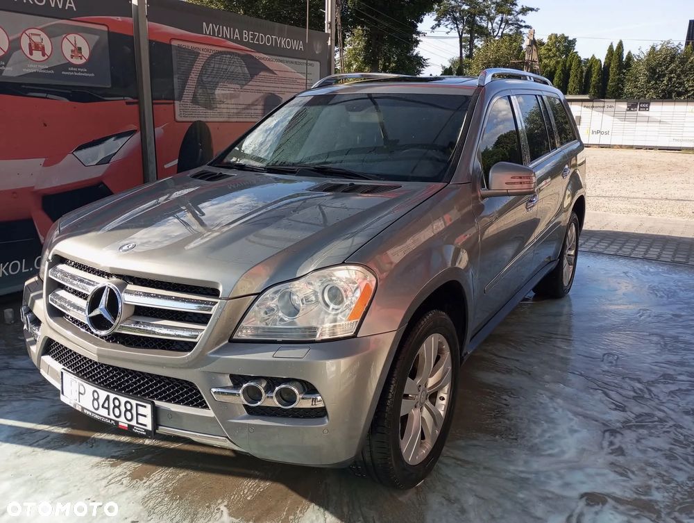 Mercedes-Benz GL 450 4Matic 7G-TRONIC - 1