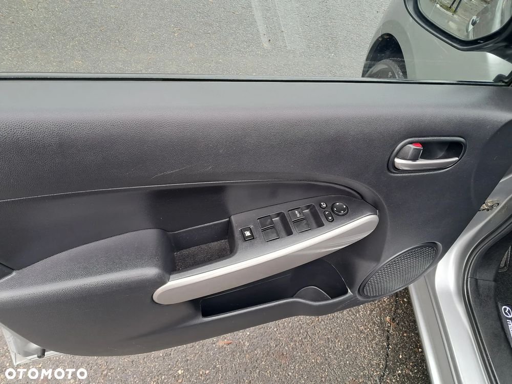 Mazda 2 1.3 MZR Sendo - 12