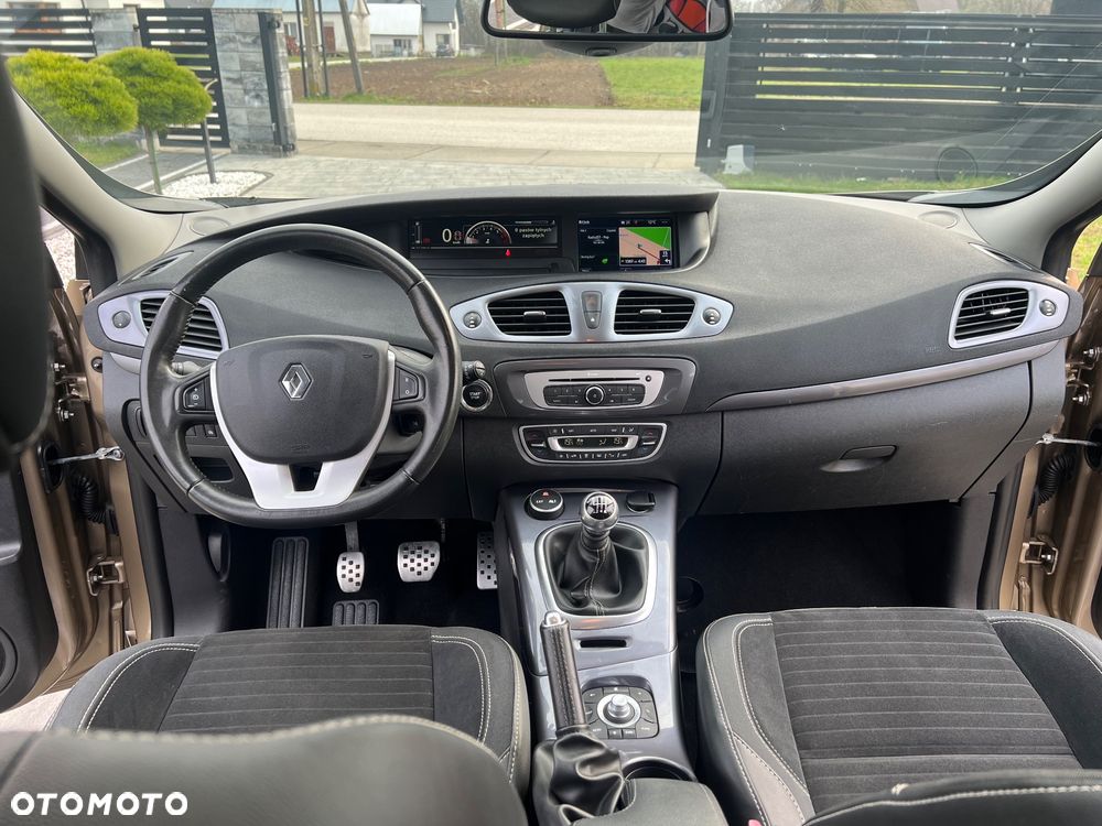 Renault Scenic Energy TCe 130 S&S Xmod Bose Edition - 26