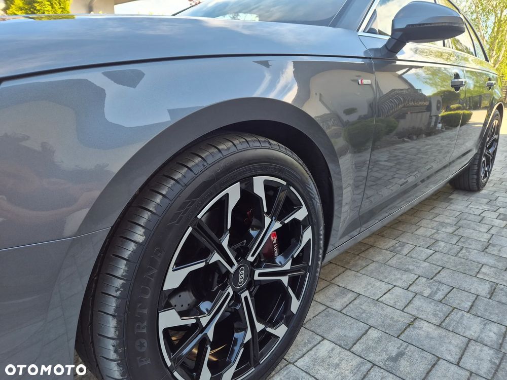 Audi A4 Avant 2.0 TDI S tronic quattro sport - 12