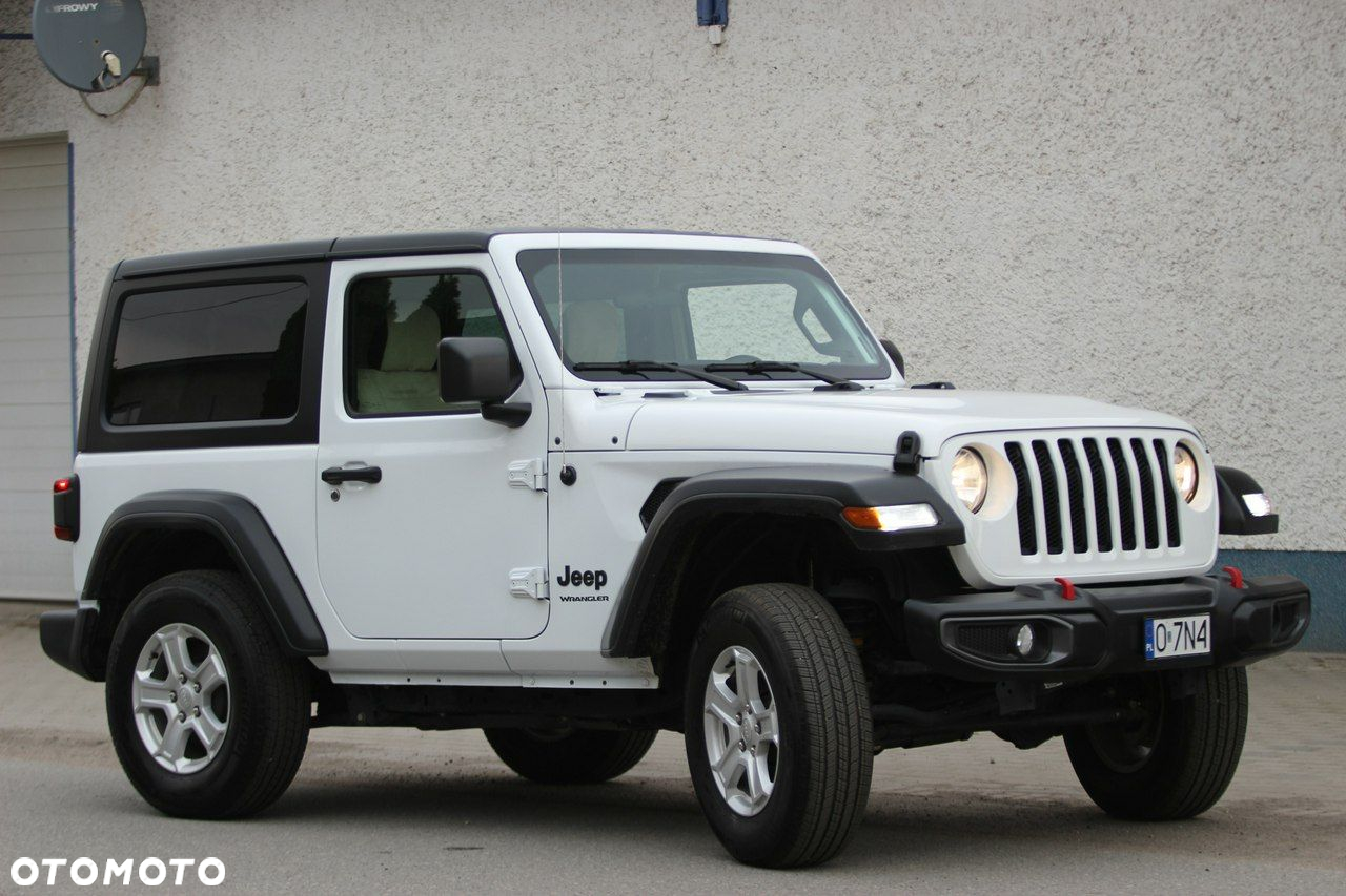 Jeep Wrangler - 35