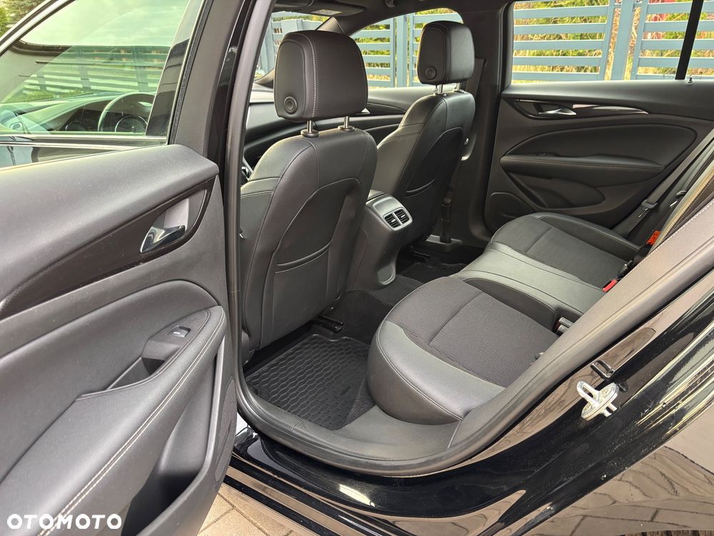 Opel Insignia 2.0 CDTI Business Elegance S&S - 34