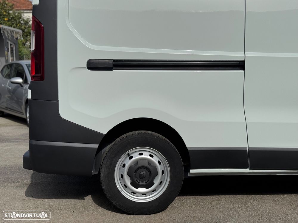 Renault Trafic 2.0 DCI Longa C/IVA DEDUTIVEL - 4