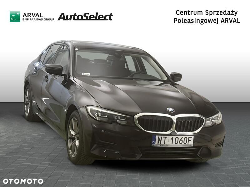 BMW Seria 3 318i Sport Line - 9