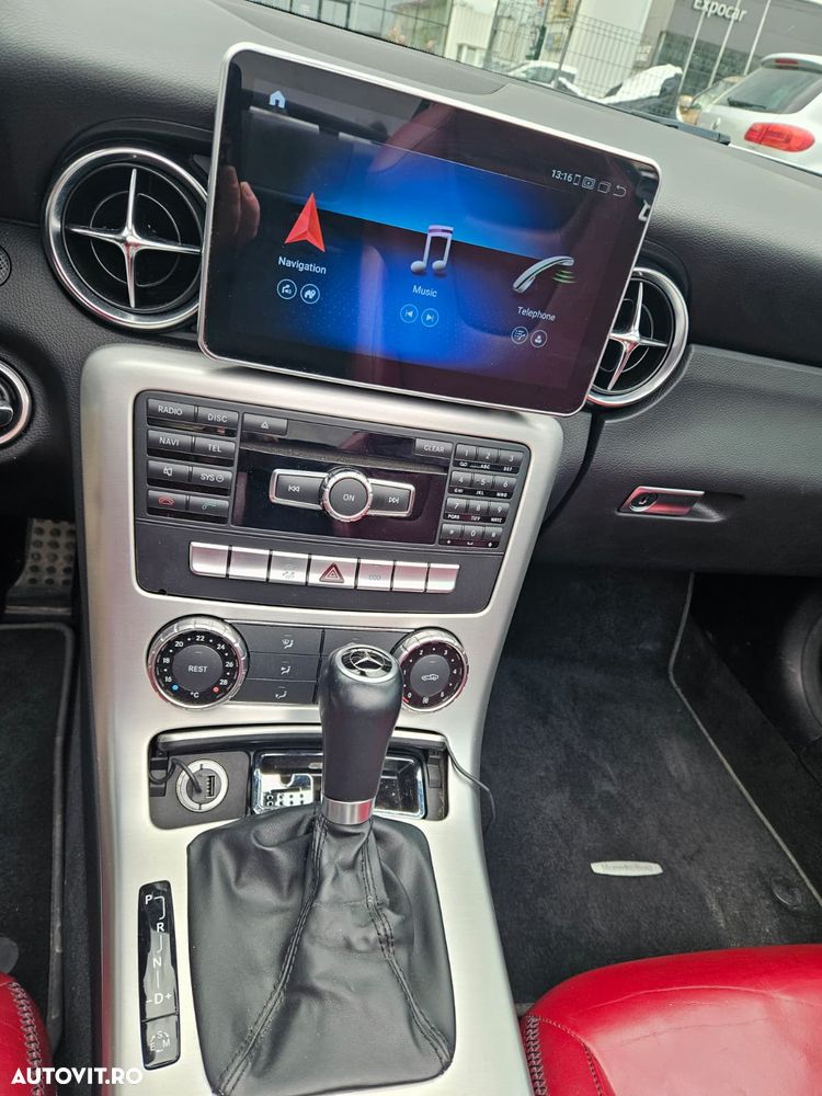 Mercedes-Benz SLK 250 (BlueEFFICIENCY) 7G-TRONIC - 8