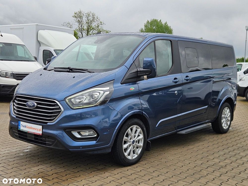 Ford Tourneo Custom - 5