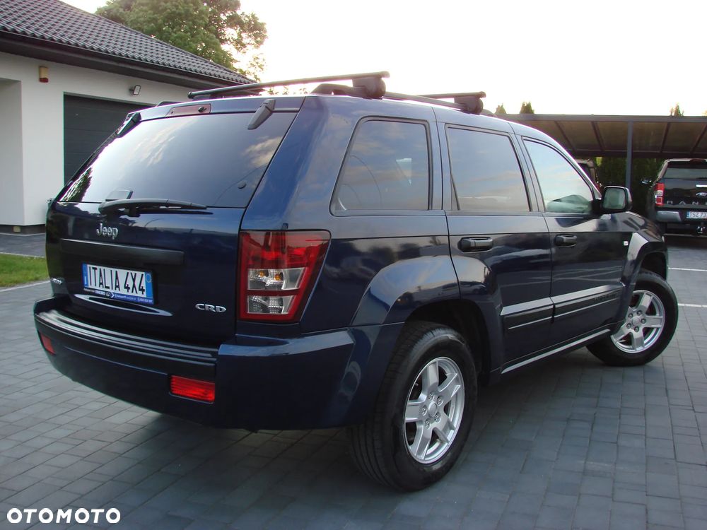 Jeep Grand Cherokee - 14