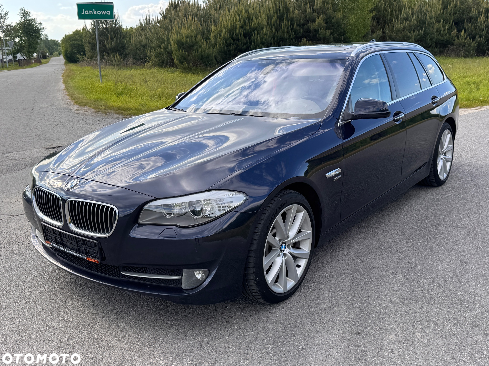 BMW Seria 5 530d xDrive Touring Luxury Line - 14