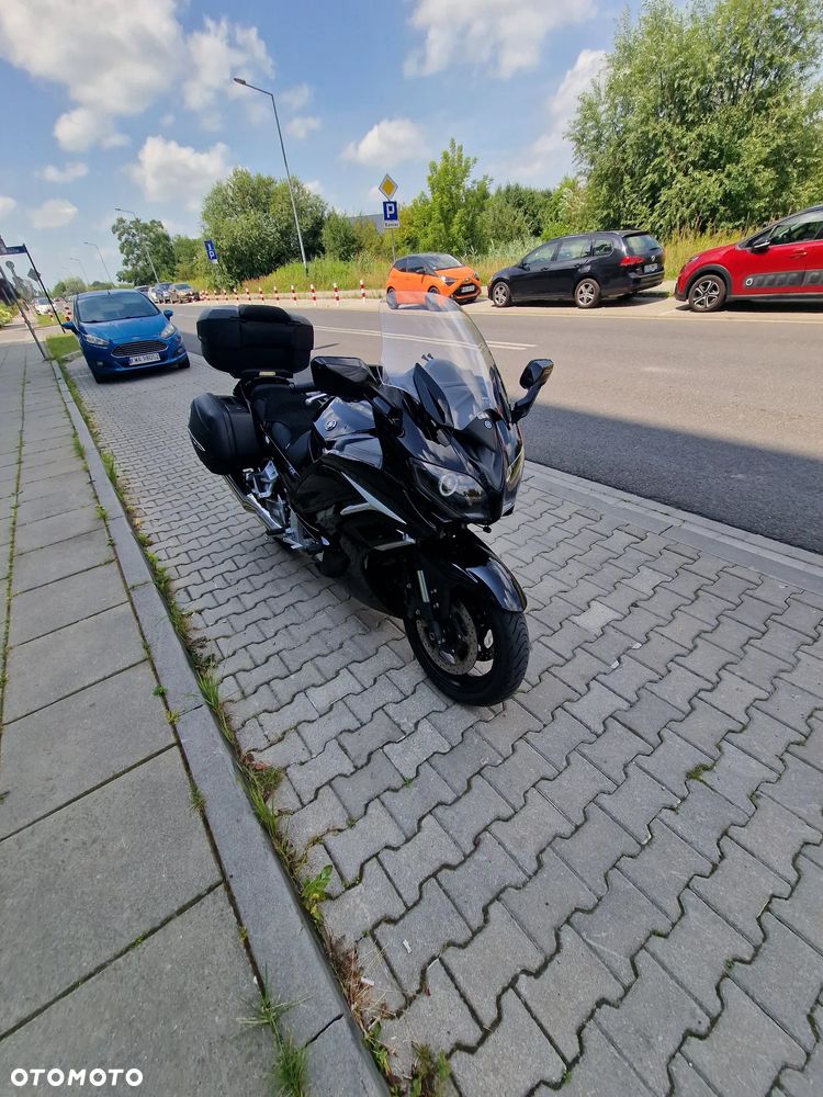 Yamaha FJR - 3