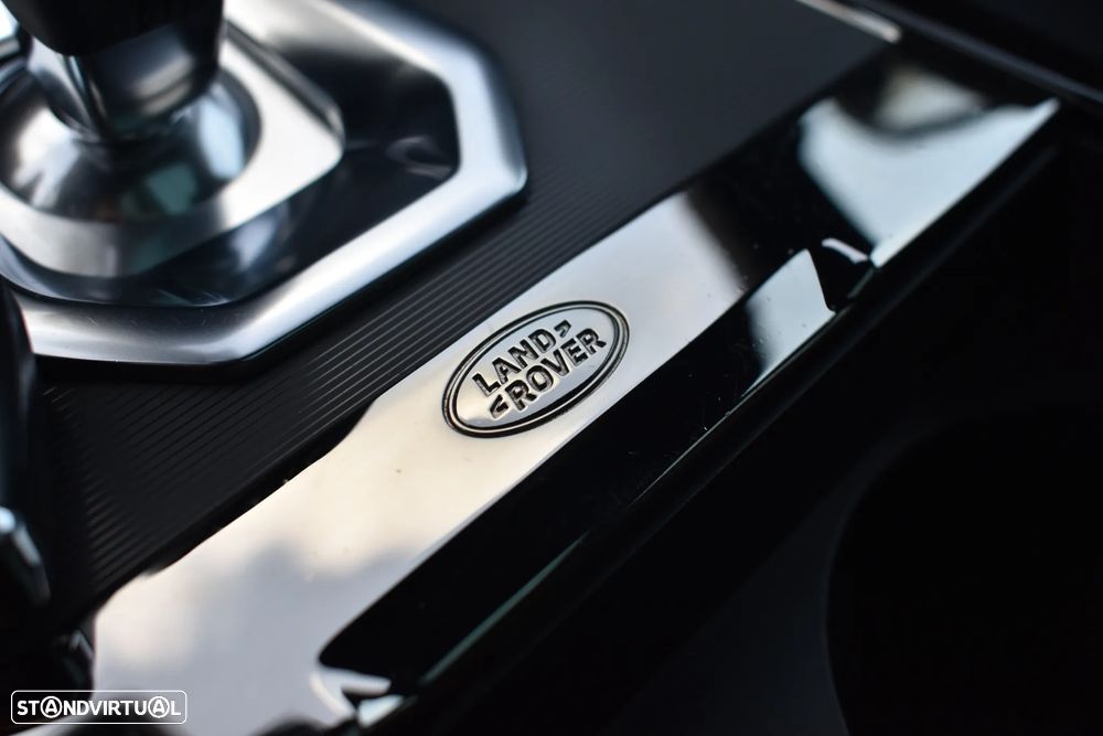 Land Rover Range Rover Evoque 1.5 P300e AWD R-Dynamic SE Auto - 49
