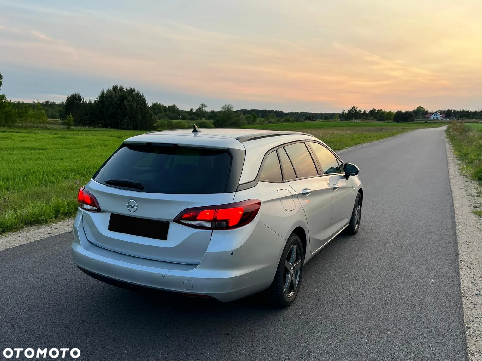 Opel Astra IV 1.6 CDTI Sport - 3
