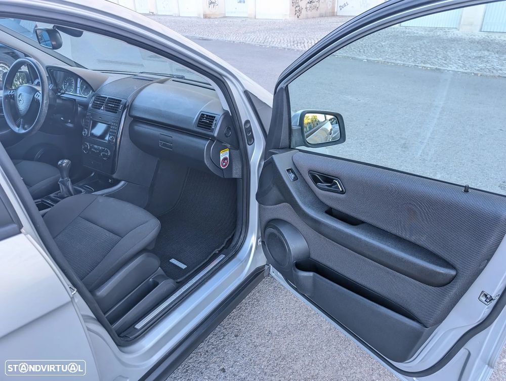 Mercedes-Benz A 180 CDI Avantgarde Special Edition - 13
