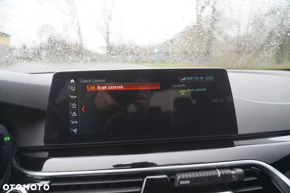 BMW Seria 5 520d Sport - 21