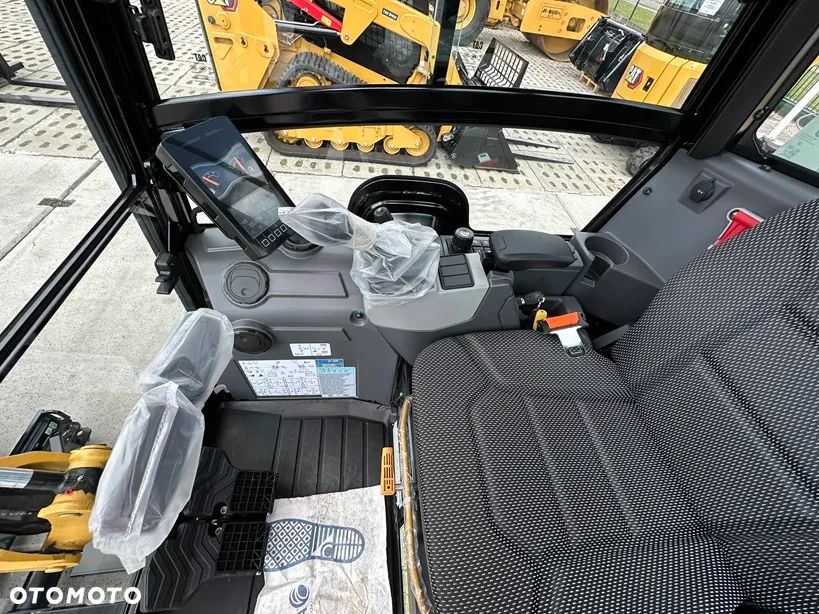 Caterpillar 301.8 GWARANCJA FABRYCZNA 3 LATA - 29