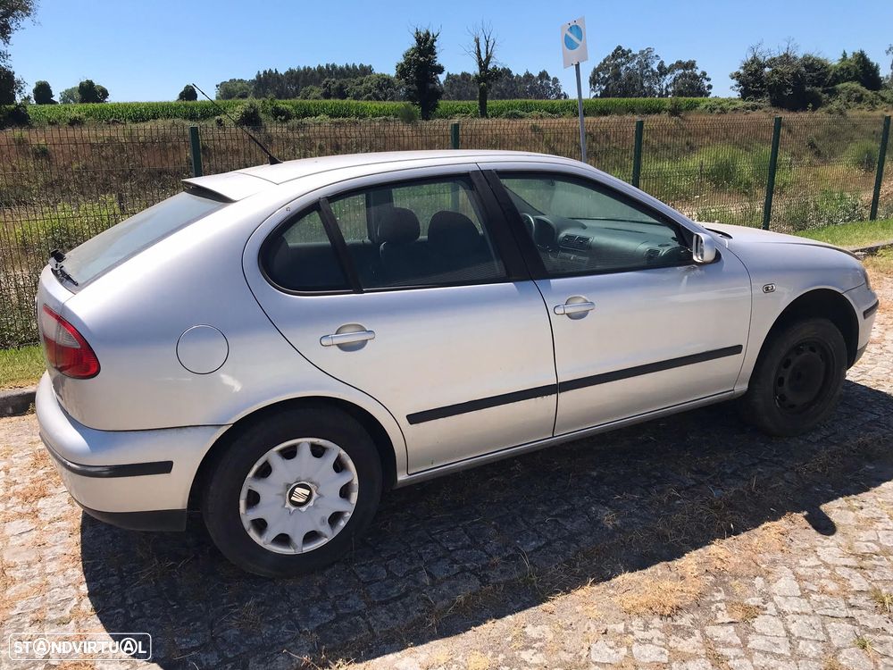 Seat Leon 1.4 16V 5P 2001  - Para Peças - 6