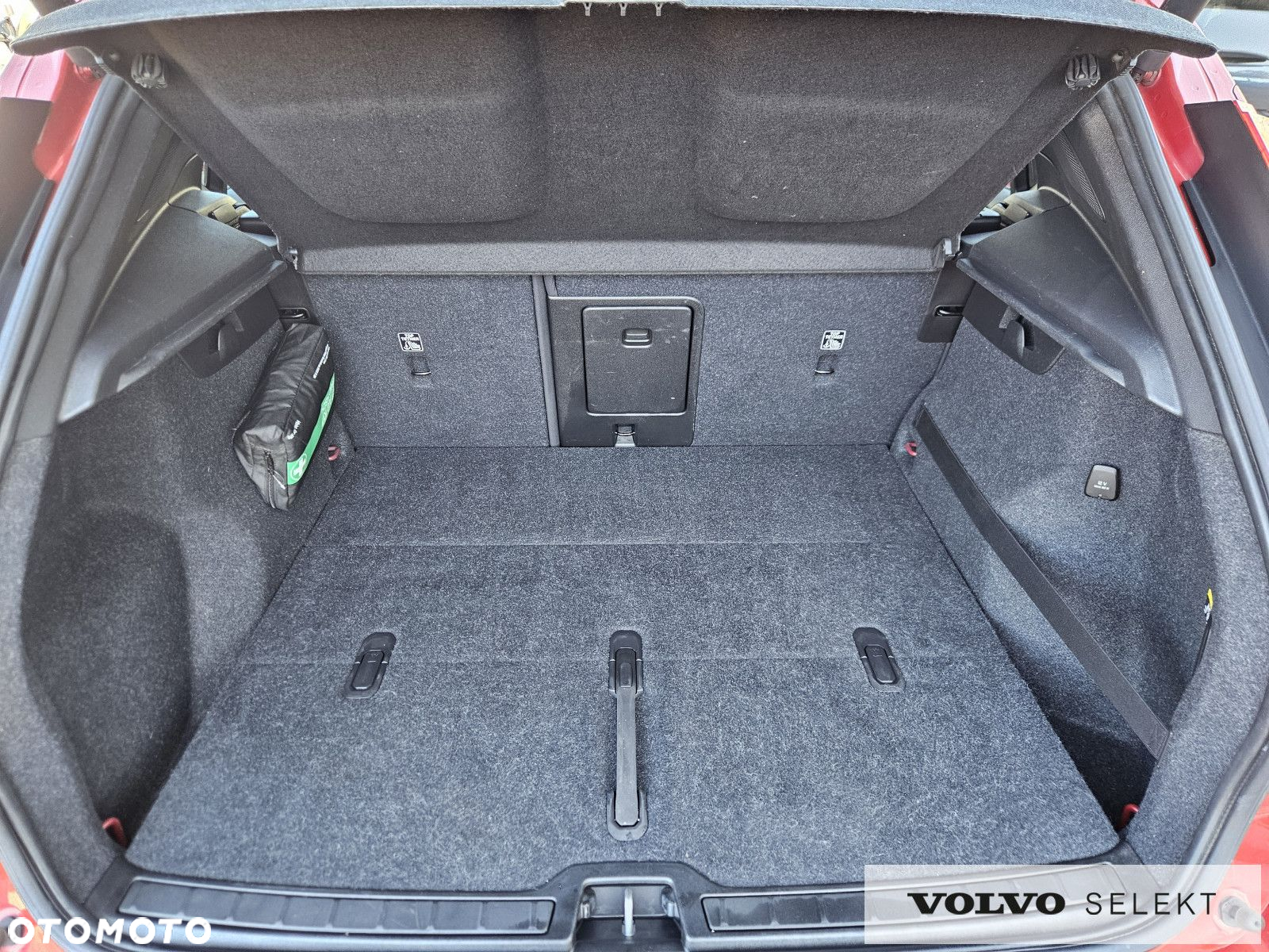 Volvo XC 40 - 30
