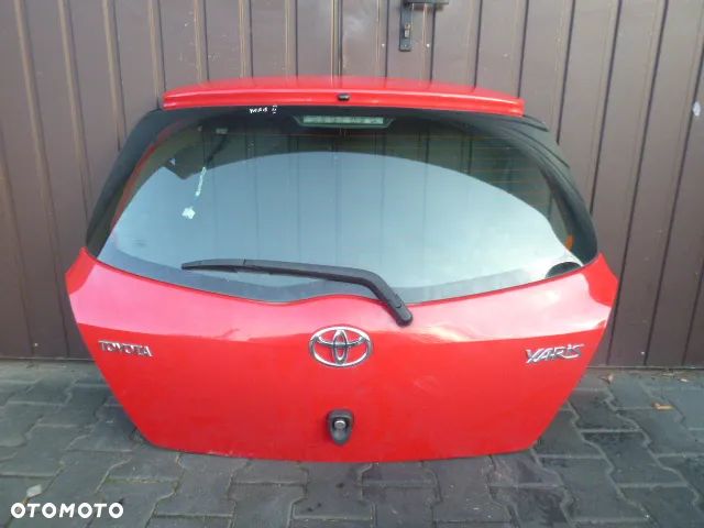 KLAPA TYŁ TYLNA KOMPLETNA TOYOTA YARIS II KOMPLETNA