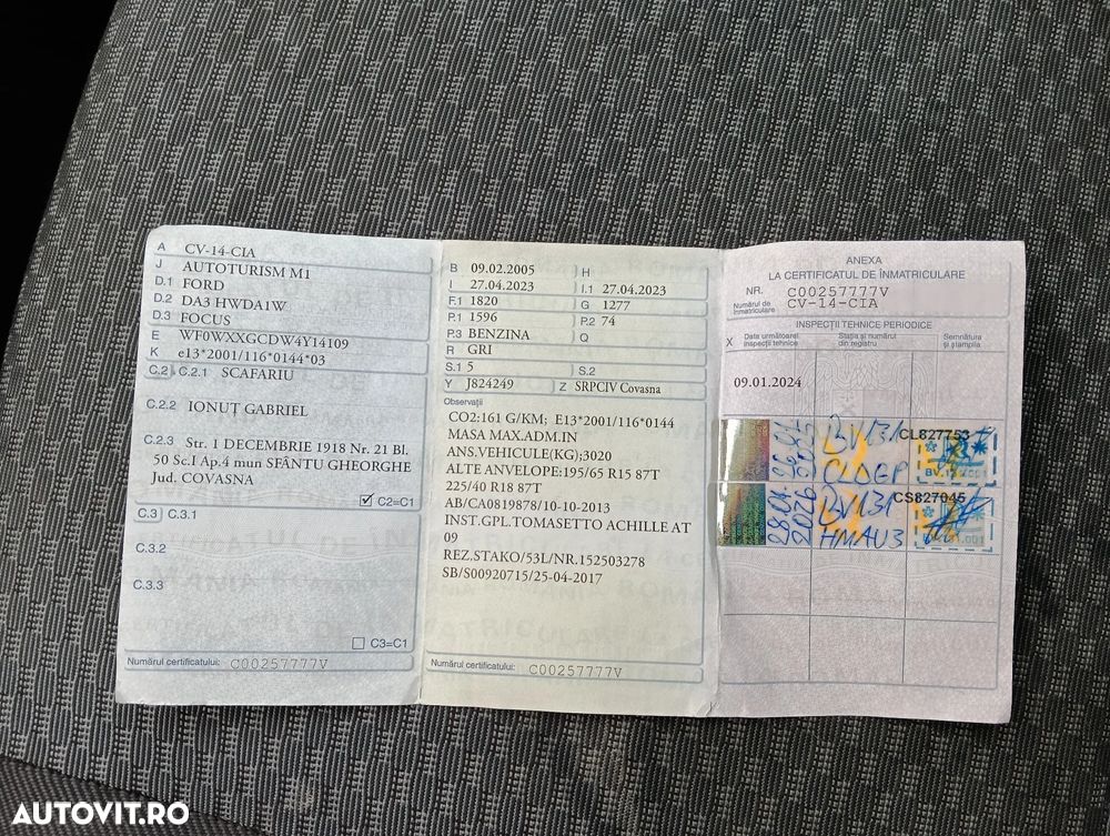 Ford Focus Wagon 1.6i Comfort - 15