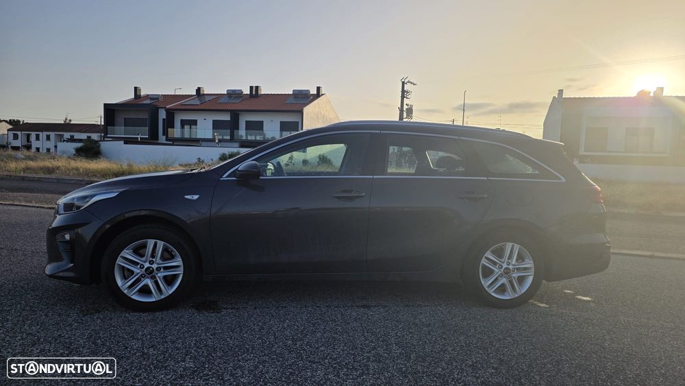 Kia Ceed SW 1.6 CRDi SX - 11