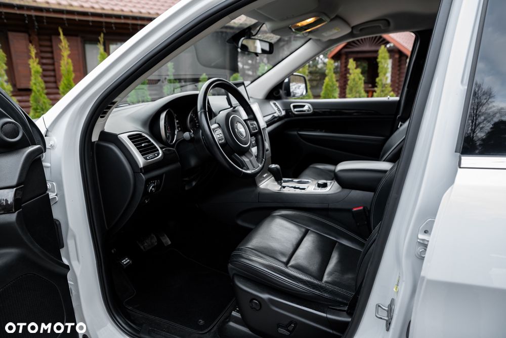 Jeep Grand Cherokee 3.0 CRD Laredo - 16