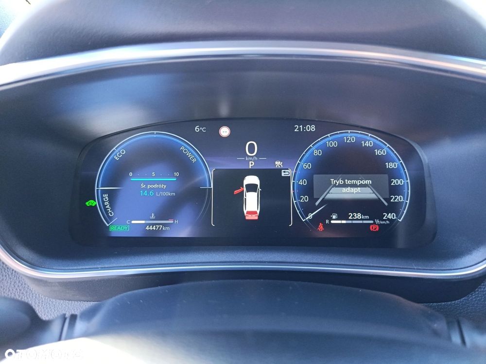 Toyota Corolla 1.8 Hybrid Style - 17
