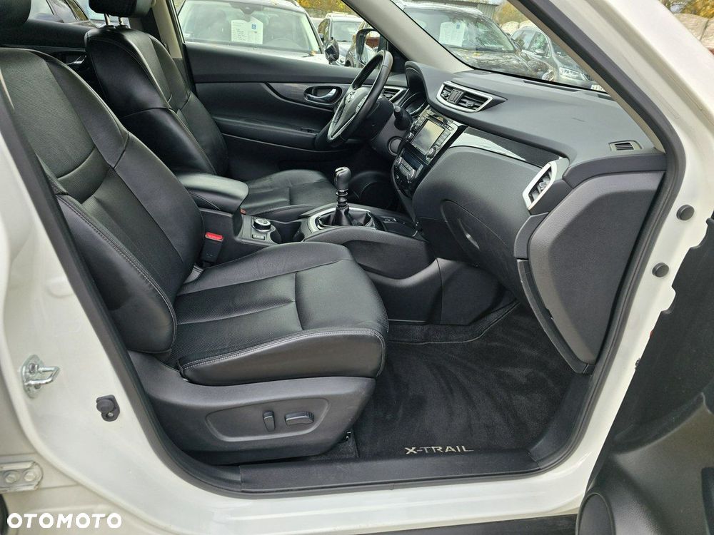 Nissan X-Trail - 12