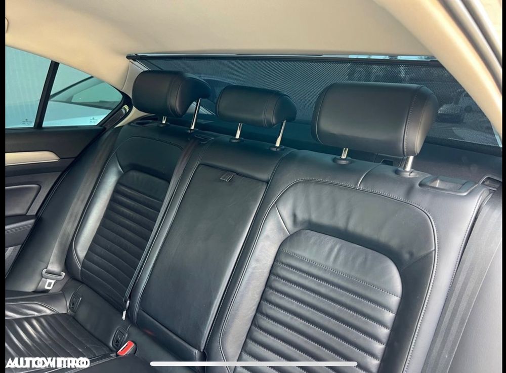 Volkswagen Passat 2.0 TDI (BlueMotion Technology) DSG Highline - 13