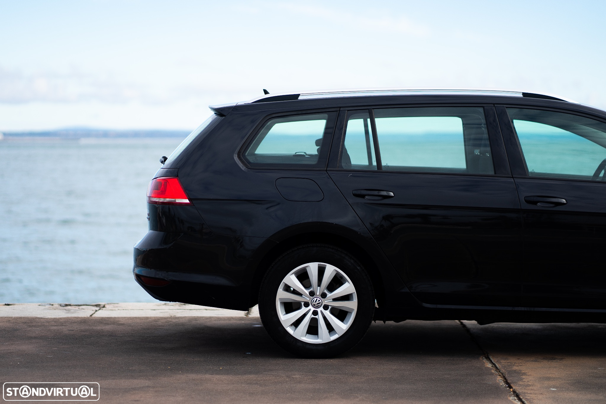 VW Golf Variant 1.6 TDi BlueMotion Confortline - 2