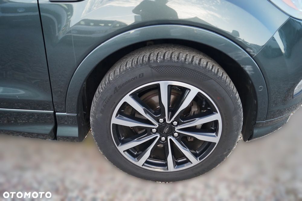 Ford Kuga - 35