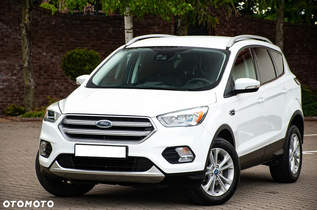 Ford Kuga 2.0 TDCi 2x4 Titanium - 5