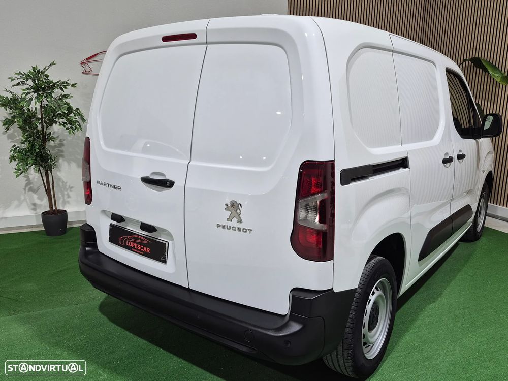 Peugeot Partner - 99.000KMS | GARANTIA | NACIONAL - 3 LUG. - 6