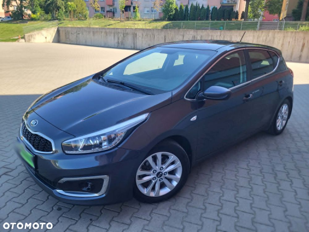 Kia Ceed 1.4 CVVT ISG Dream-Team Edition - 17