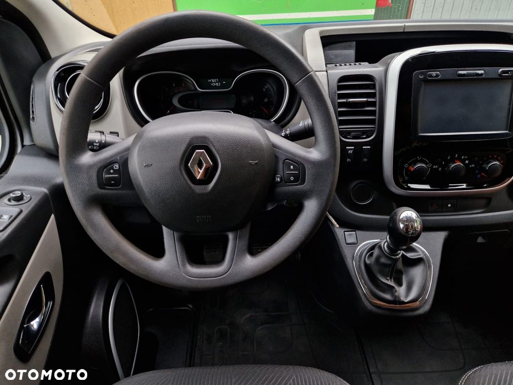 Renault Trafic - 13