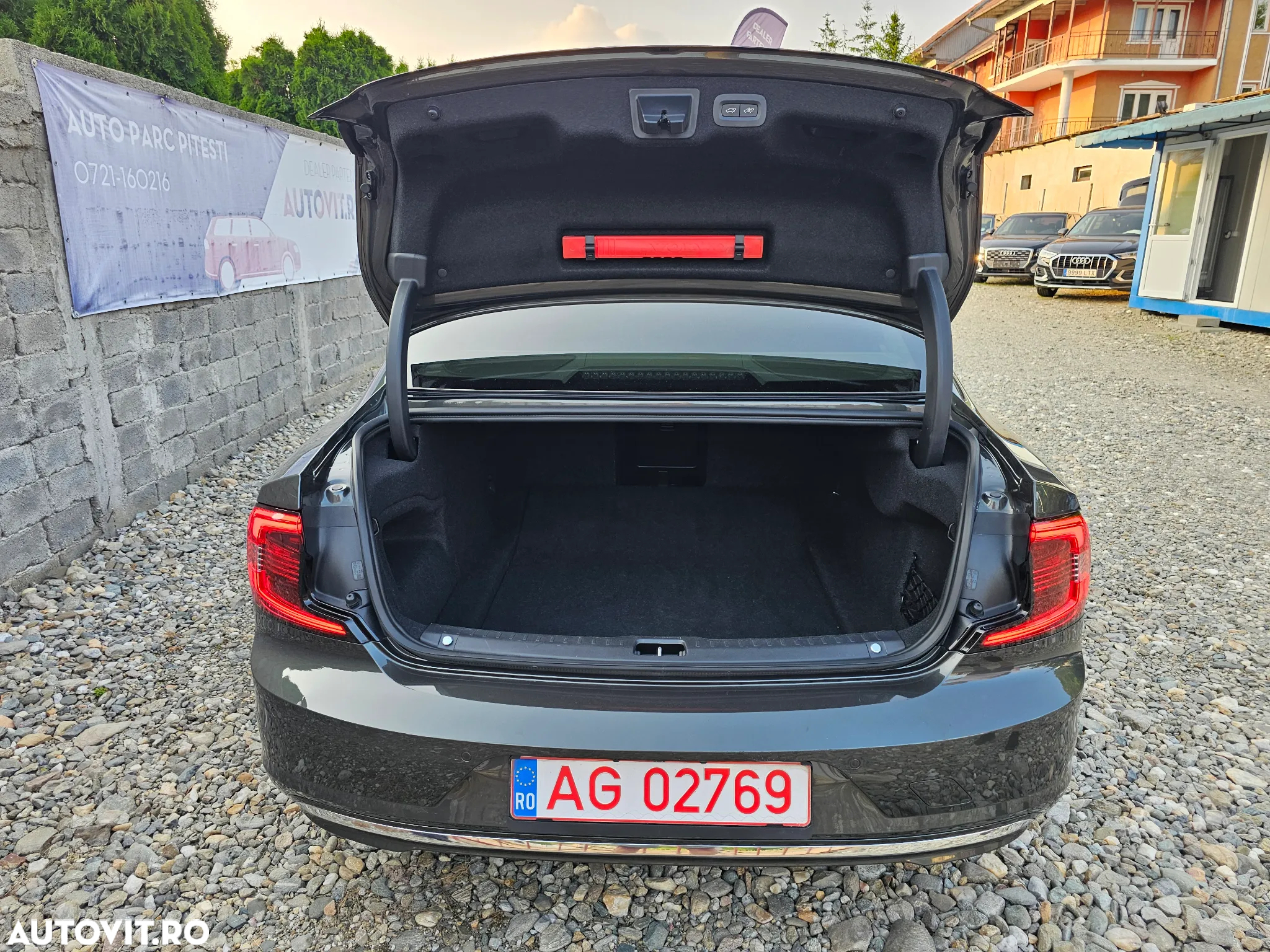 Volvo S90 D4 Inscription - 7
