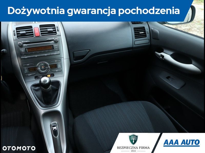 Toyota Auris - 9