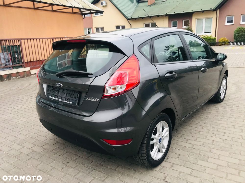 Ford Fiesta 1.0 Champions Edition - 4